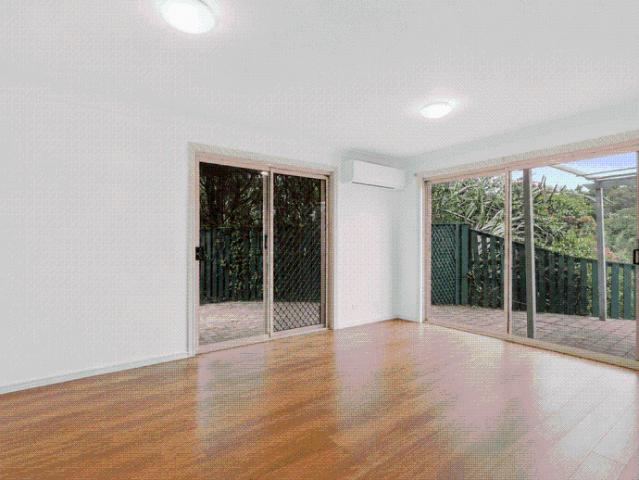 Townhouse for rent in Fernbrook, Queensland