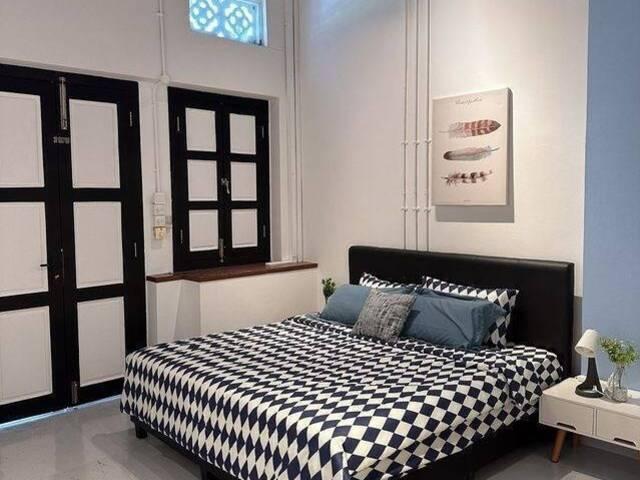 Room for rent in Joo Chiat