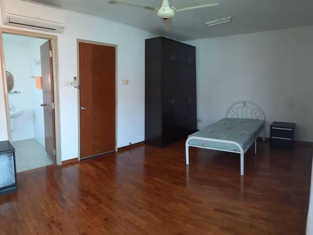 Room for rent