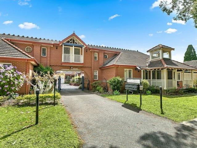 Villa for rent in Sydney, New South Wales