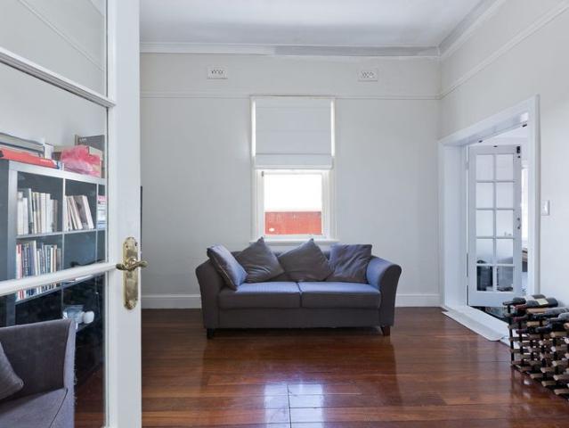 House for rent in West Leederville, Town of Cambridge