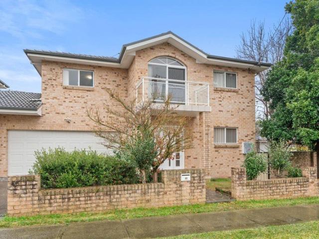 Duplex for rent in Sydney, New South Wales