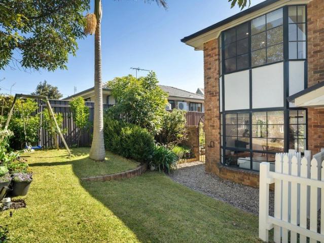 Duplex for sale in Wollongong West, New South Wales
