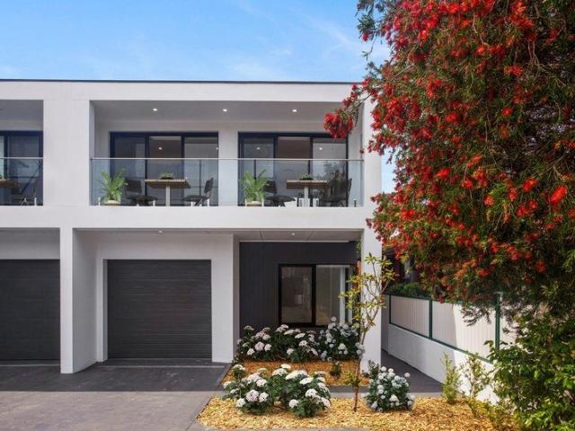 Duplex for rent in Sydney, New South Wales