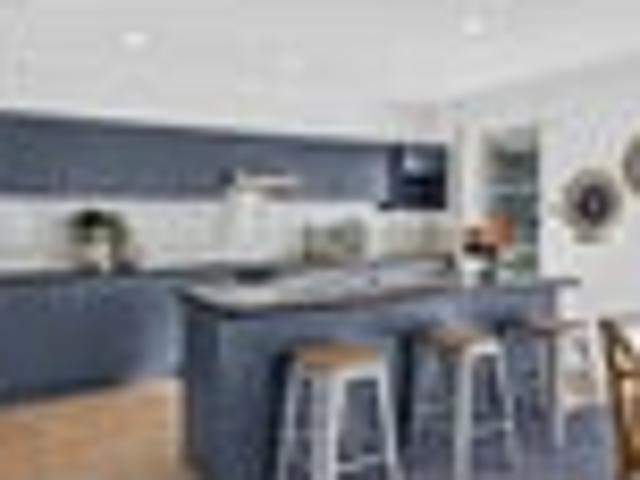 House for sale in Chaslands, Canterbury