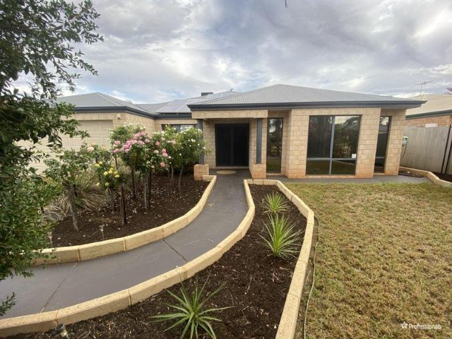 House for sale in Somerville, Kalgoorlie