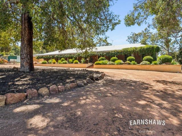 House for sale in Mount Helena, Shire of Mundaring