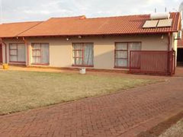 House for sale in Akasia, Gauteng