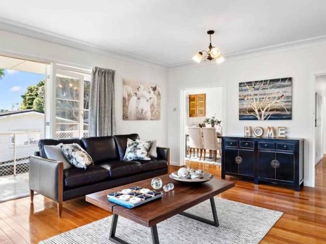 Property for rent in Awhitu