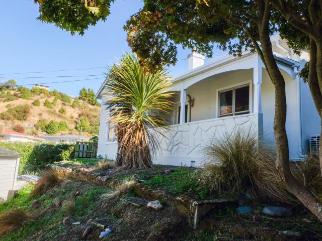 Apartment for rent in Otakou