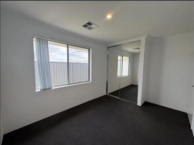 House for rent in Champion Lakes, Western Australia