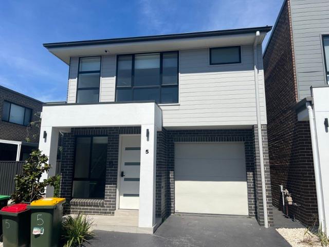 Townhouse for rent in Marsden Park, Sydney