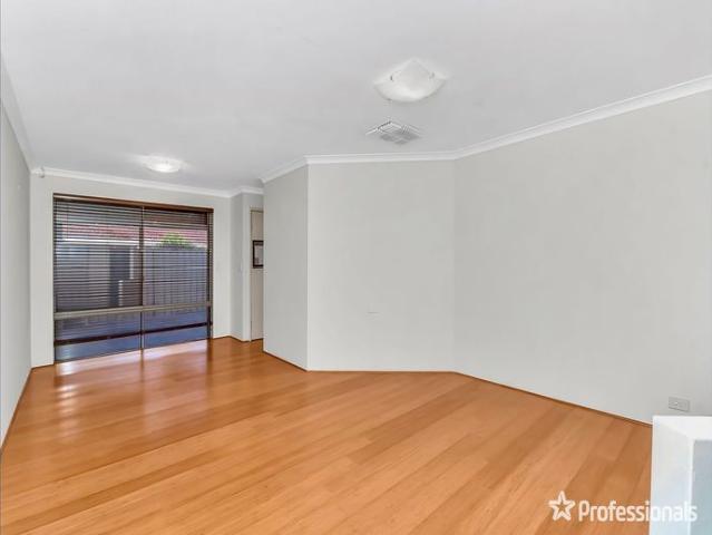 House for rent in Forrestfield, Western Australia