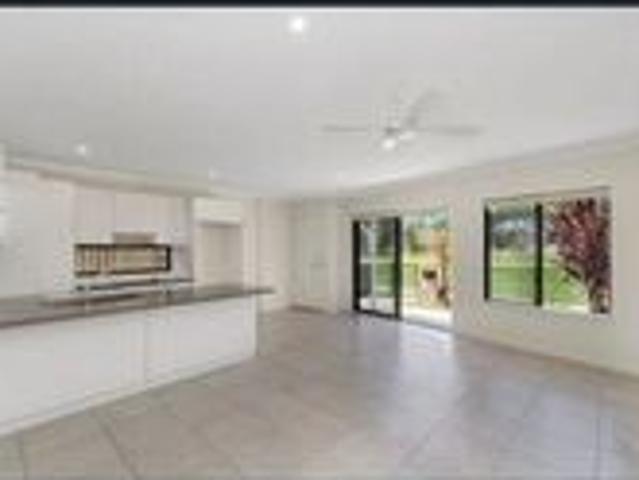 Apartment for rent in Oonoonba, Townsville