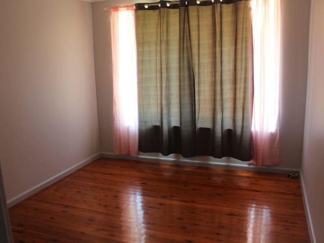 House for rent in Rossmore, Sydney