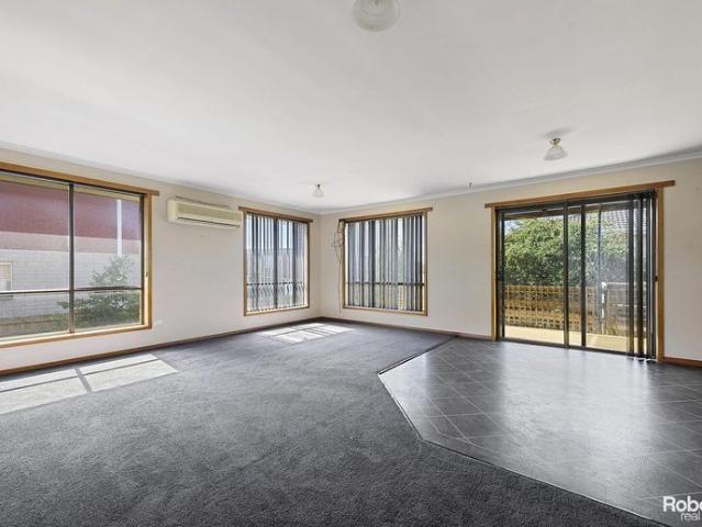 Apartment for rent in Devonport, Tasmania