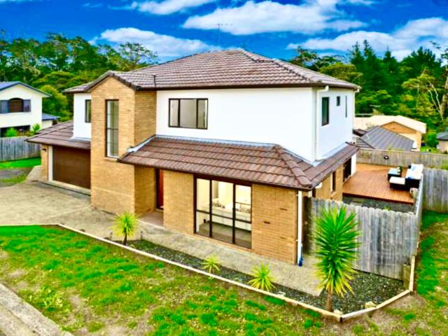House for rent in Paremoremo