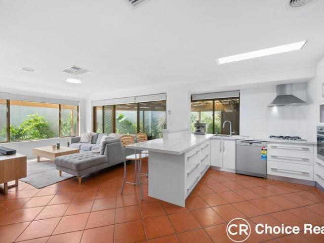 House for sale in Leeming, City of Melville