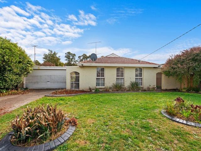 House for rent in Newborough, Victoria