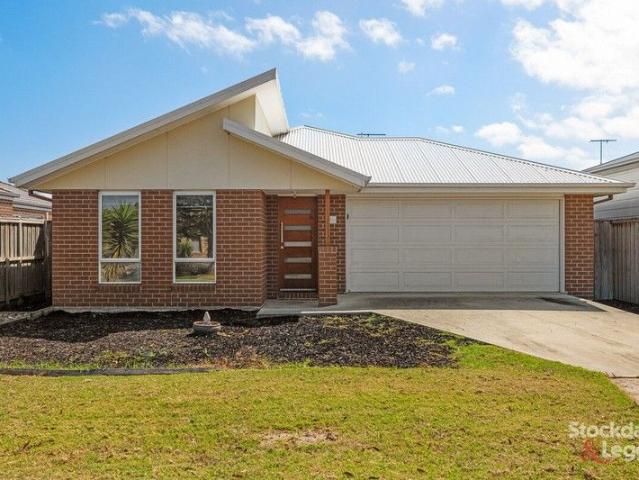 House for sale in Cowes, Victoria