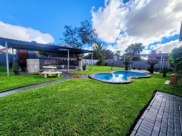 House for sale in Mohlakeng, Gauteng