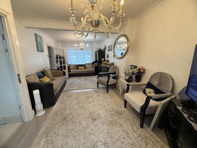 House for rent in London Borough of Waltham Forest, Greater London