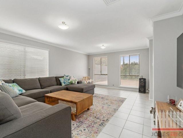 Duplex for rent in Bassendean, Western Australia