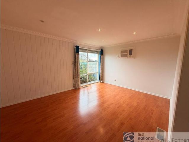 House for rent in Dandenong North, Melbourne