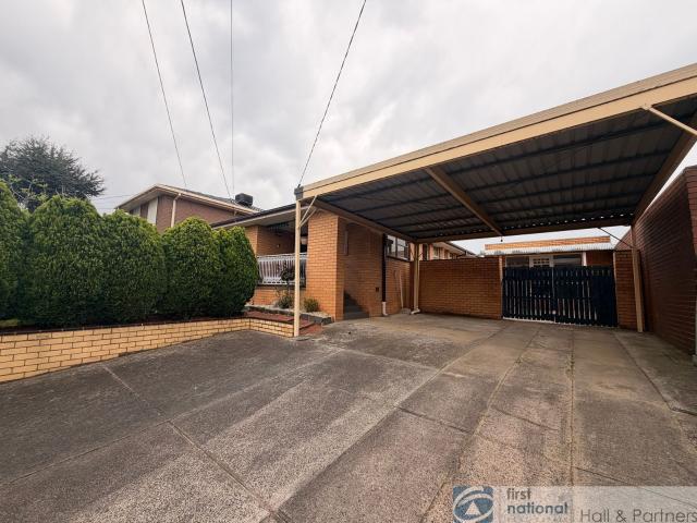 House for rent in Dandenong North, Melbourne