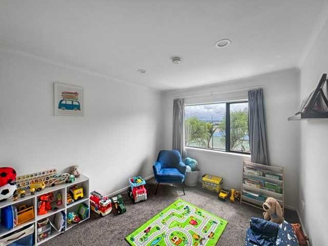Townhouse for rent in Glen Eden, Waitākere Ranges