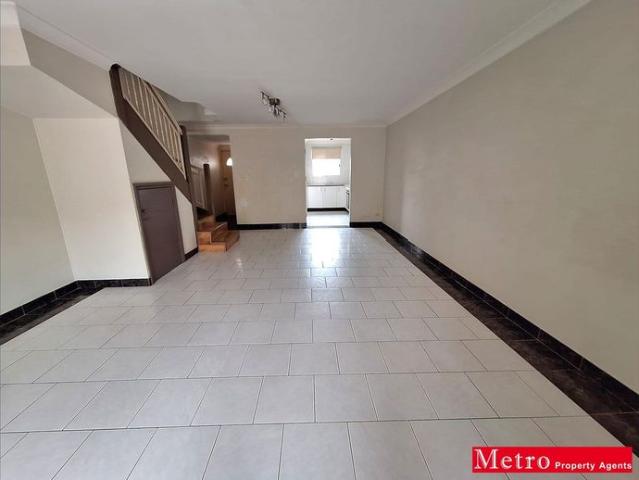 Townhouse for rent in Sydney, New South Wales
