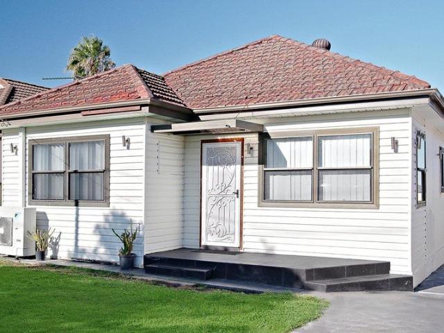 House for rent in Condell Park, Sydney