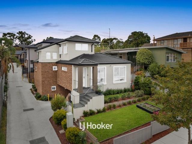 Townhouse for sale in Camerons Creek, Victoria