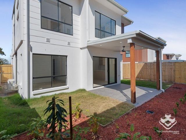 Townhouse for rent in Toombul, Queensland