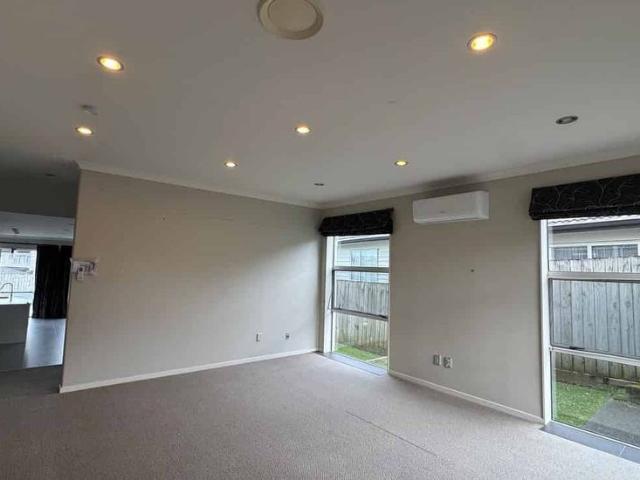 House for rent in Howick, Oroua County