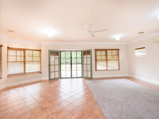 House for rent in Aberfeldie, Melbourne