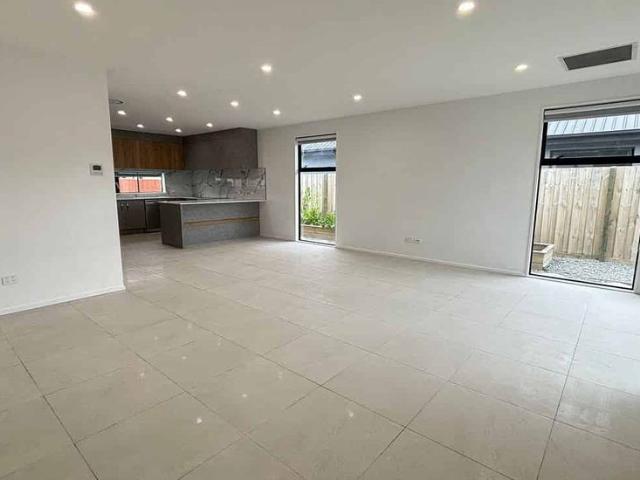 House for rent in Chaslands, Canterbury