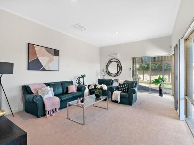 House for rent in Kardinya, Western Australia