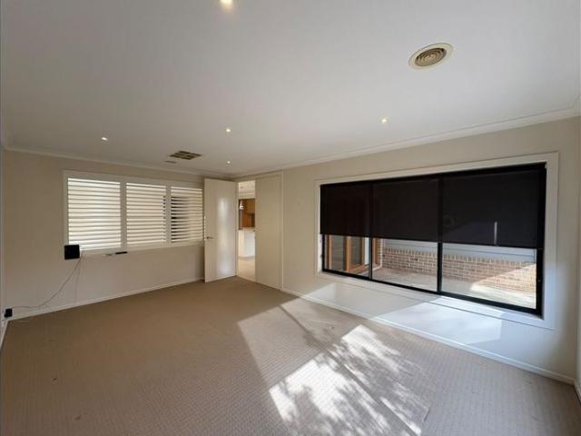House for rent in Kialla Lakes, Kialla