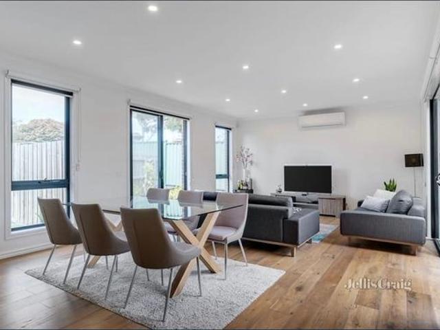 House for rent in Mount Waverley, Melbourne