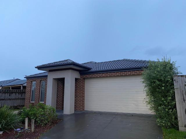 House for rent in Amberlea Estate, Melbourne