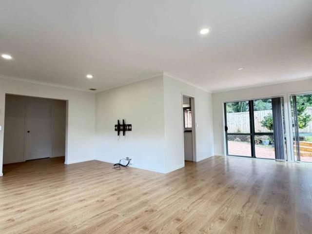 House for rent in Paremoremo