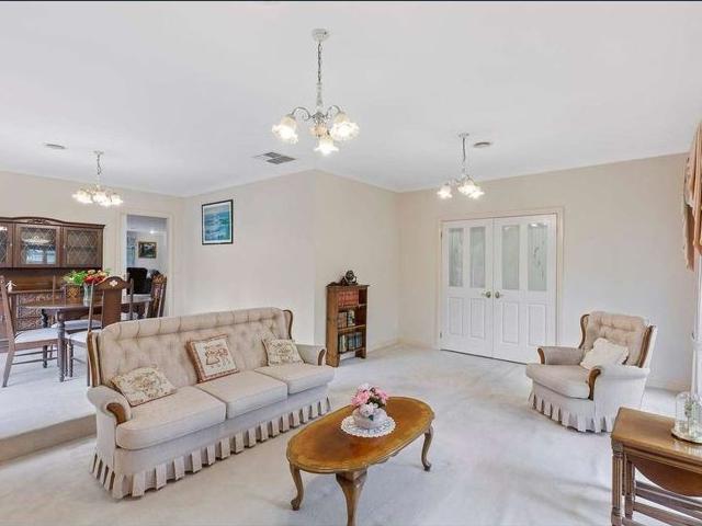 House for rent in Blackburn North, Melbourne