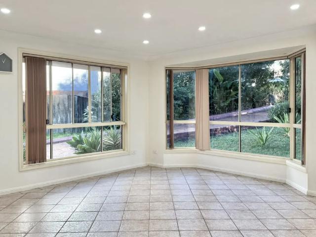 Townhouse for rent in Sydney, New South Wales