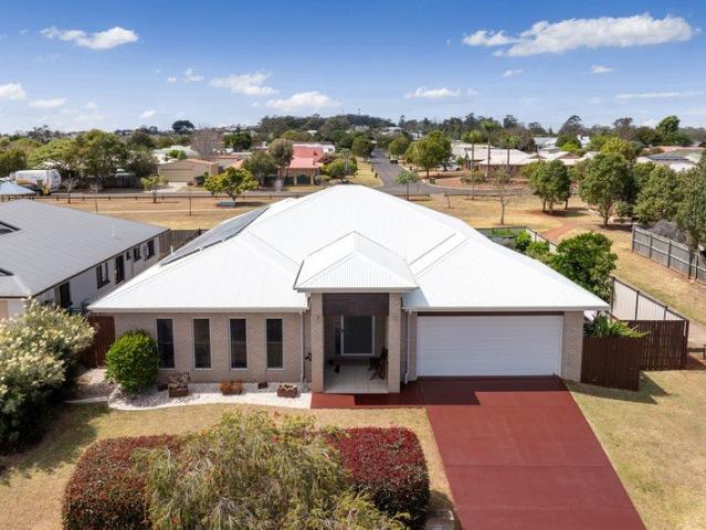 House for sale in Kearneys Spring, Toowoomba