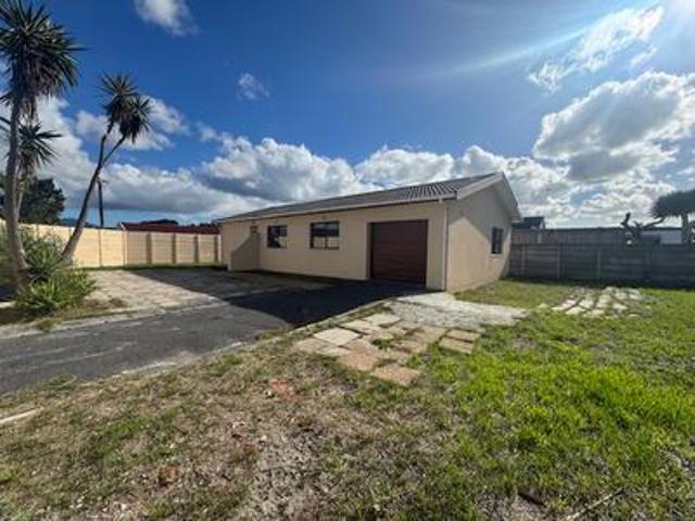 House for sale in Cape Town, Western Cape