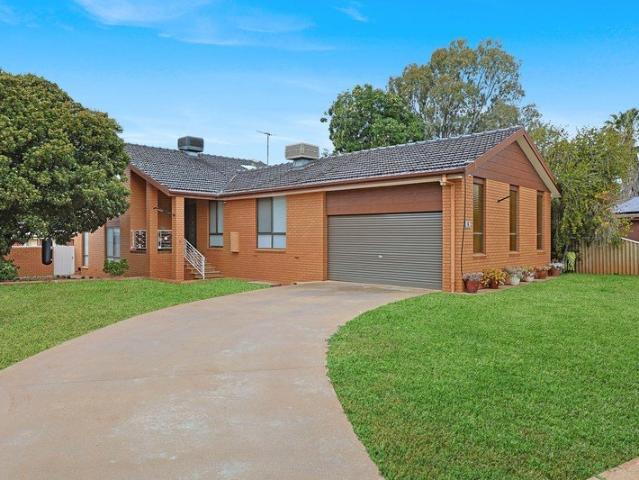House for sale in Robinvale, Victoria