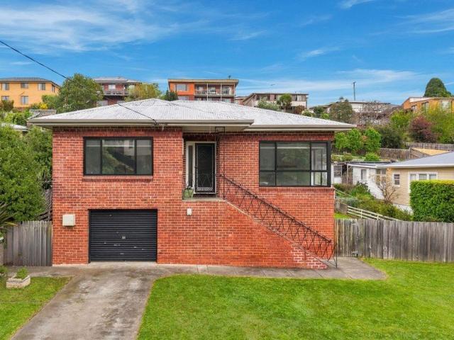 House for rent in West Moonah, Hobart