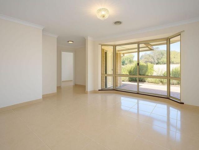 House for rent in Winthrop, Western Australia