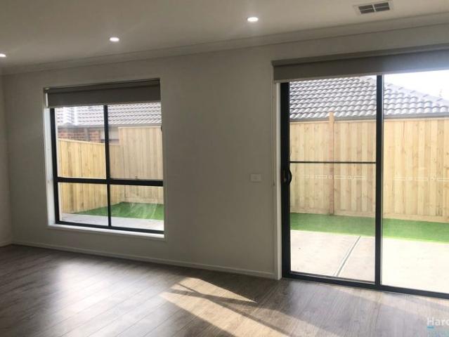 Townhouse for rent in Camerons Creek, Victoria